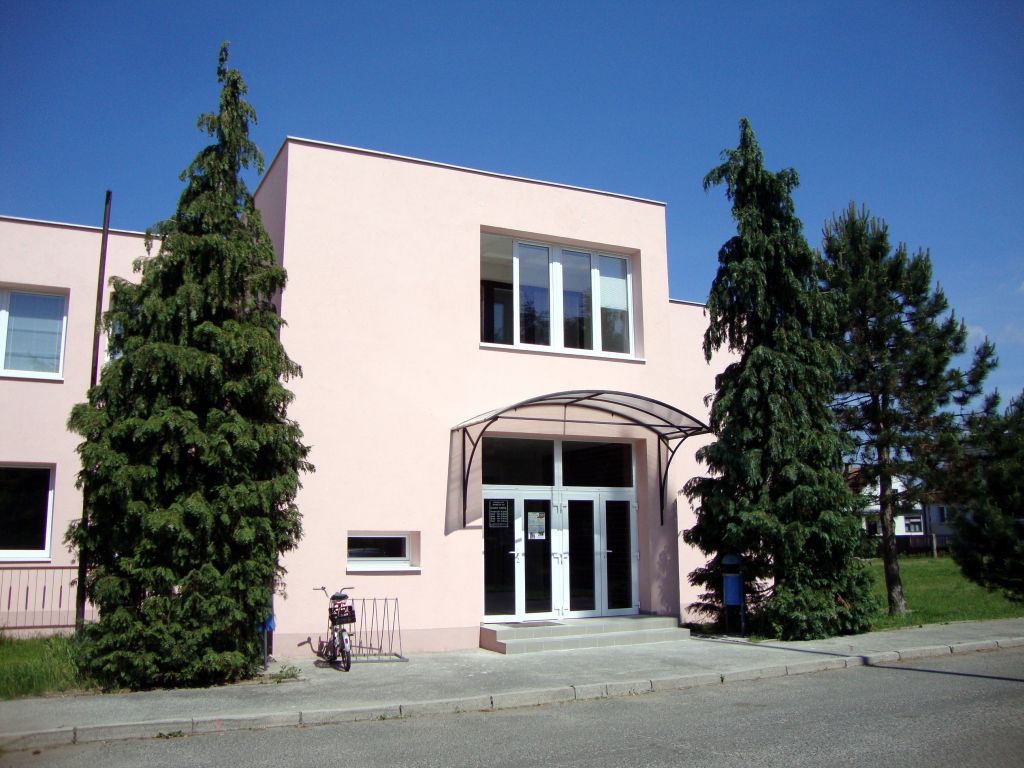 Kultúrny dom s obecným úradom v obci Borský Svätý Jur