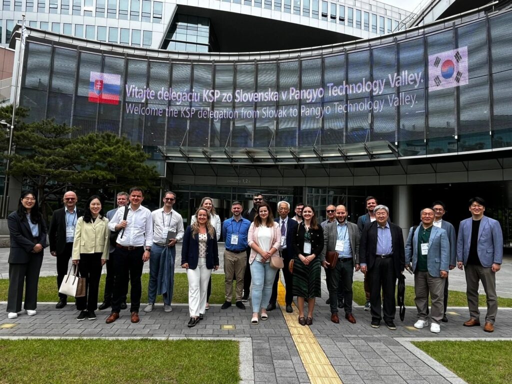 Výsledkom Návštevy Zastúpenia SIEA A Slovenských Partnerov V Kórei Je Spolupráca Medzi Podnikmi A Inštitúciami Oboch Krajín