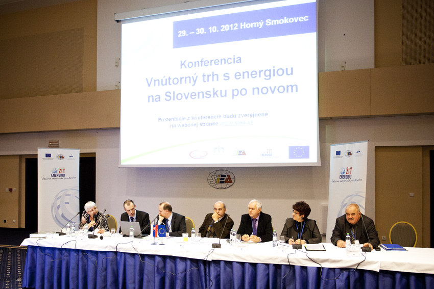 SIEA_konferencia_energetikaSmokovec_diskusia_2012_.jpg