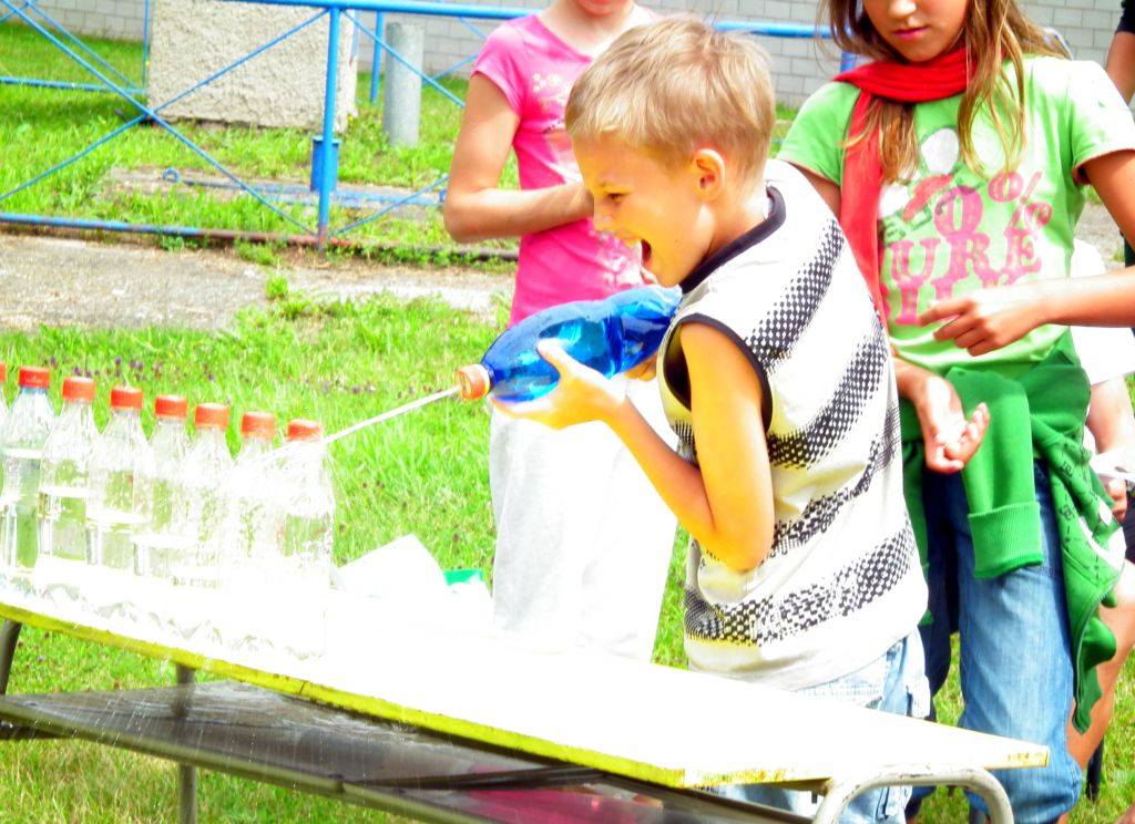 ZE_v_letnych_taboroch_EKO_tabor_v_zelenom_raji_Kysak_17072012_068.jpg