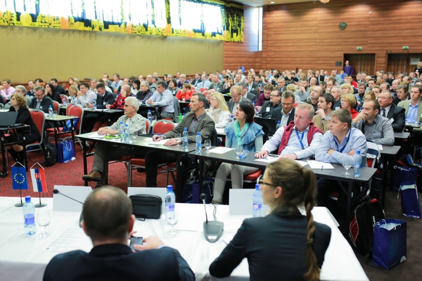 SIEA_konferencia_Energeticka_efektivnost_Trnava_122014_16.jpg