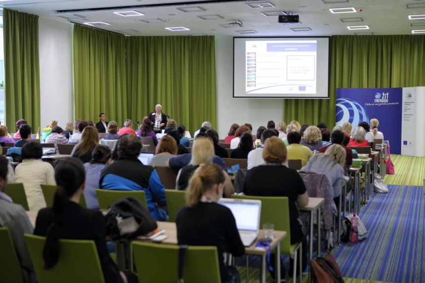 SIEA_konferencia_Ako_ZIT_ENETGIOU_vskolach_Jasna_2014_086.jpg