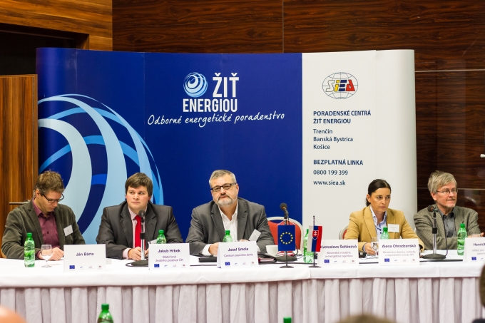 Konferencia_SIEA_IEPD_Budovy_s_takmer_nulovou_Trnava_2015_05.jpg