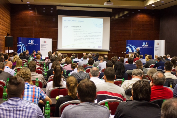 Konferencia_SIEA_IEPD_Budovy_s_takmer_nulovou_Trnava_2015_08.jpg