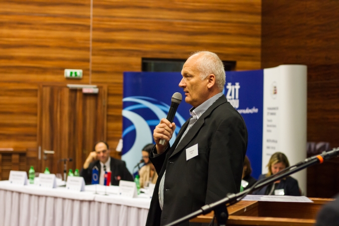 Konferencia_SIEA_IEPD_Budovy_s_takmer_nulovou_Trnava_2015_15.jpg