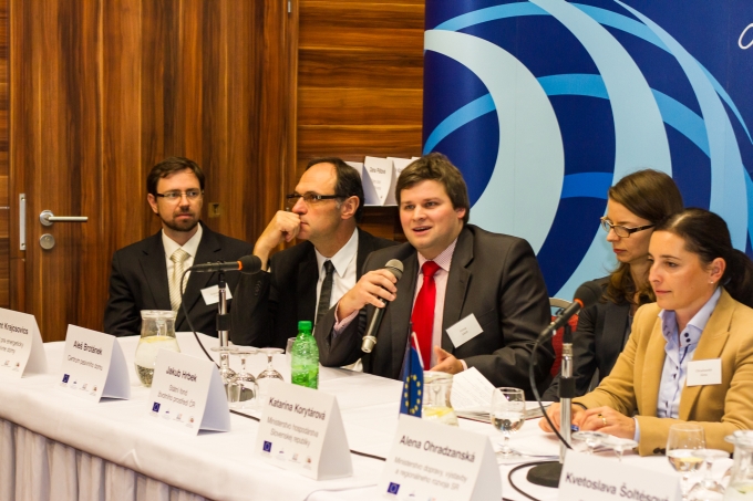 Konferencia_SIEA_IEPD_Budovy_s_takmer_nulovou_Trnava_2015_21.jpg