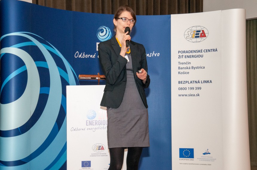 SIEA_konferencia__Otvorene_o_obnove_bytovych_domov_Piestany_2015_10.jpg