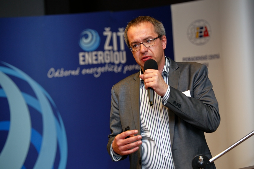 konferencia_SIEA_Uspory_energie_v_mestach_2425052015_33.jpg