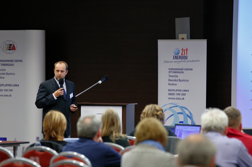 konferencia_SIEA_Uspory_energie_v_mestach_2425052015_37.jpg
